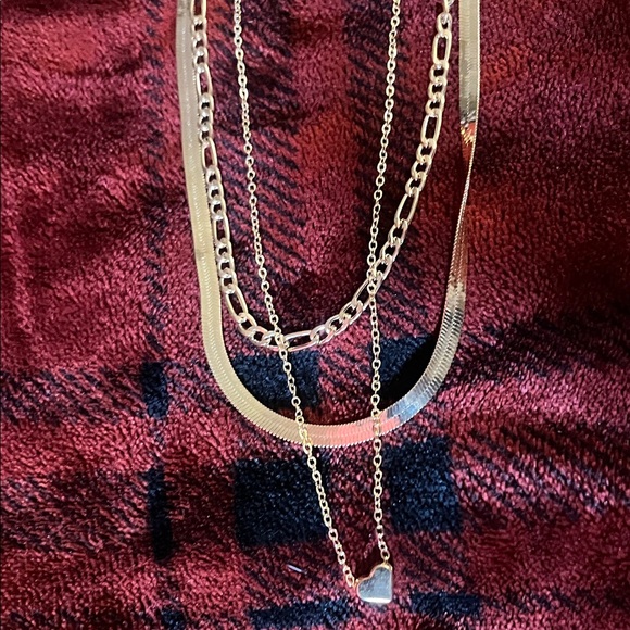 Elegant Gold Layered Necklace - Picture 2 of 4